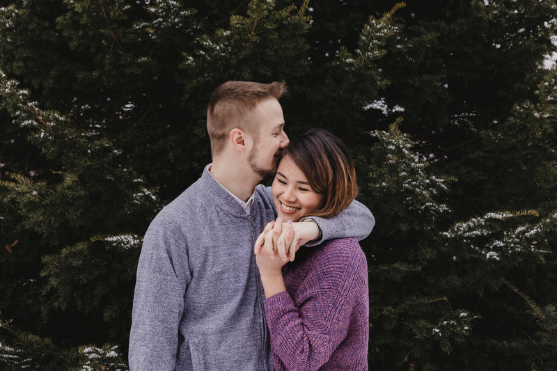 couple-in-forest